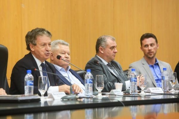 Martinelli confirma visita de Hamilton Mourão a Joinville