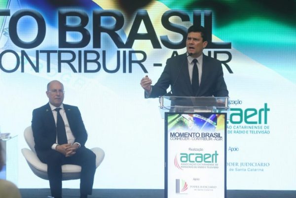 A passagem de Moro por SC, o Orçamento do Governo do Estado para o próximo ano, vereador pede informações sobre o Criciumaprev entre outros destaques