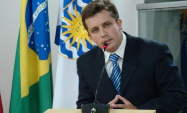 Fabrício fica no PL e mantém decisão sobre Carlos Humberto; Ex-governador defende candidatura do MDB em 2026 entre outros destaques