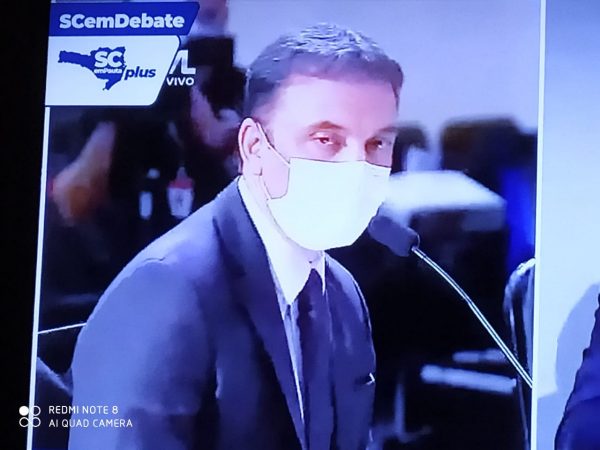 CPI dos Respiradores: Começa o depoimento do ex-secretário de Estado da Saúde Helton Zeferino