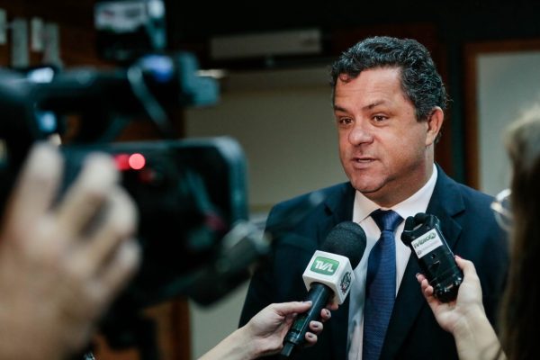 Impeachment: Ivan Naatz provoca o MDB