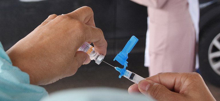Covid-19: Apenas 10,6% das pessoas vacinadas em SC receberam a segunda dose
