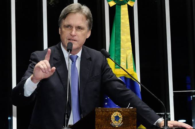 Dário Berger reage e pede respeito; Schiochet: “Moisés pode procurar outro partido”; Bolsonaro confirma visita ao Oeste entre outros destaques