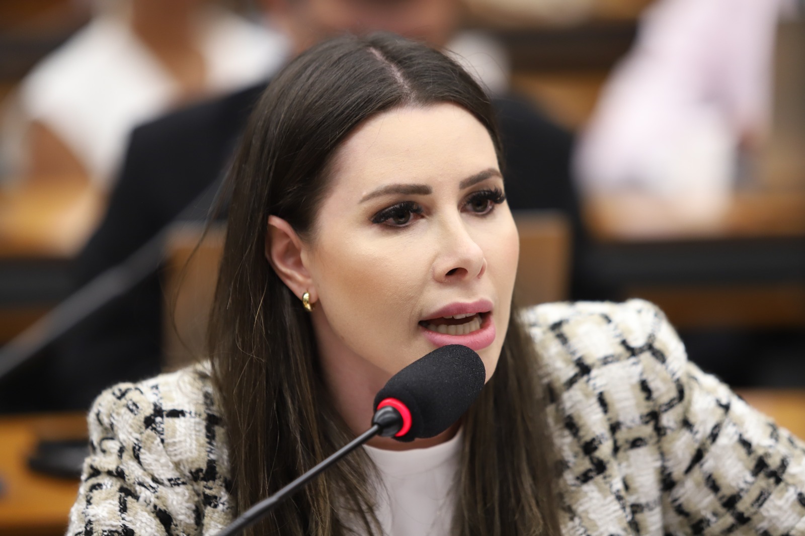 Senado: Insatisfação pode afastar de Toni de Jorginho; indefinição na Celesc; possível enfrentamento de Ulisses com Jessé e Júlia – e outros destaques