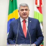 Lunelli declina de pré-candidatura ao governo; Suspeita em Tijucas; Ferrovias em SC em debate na China – E outros destaques