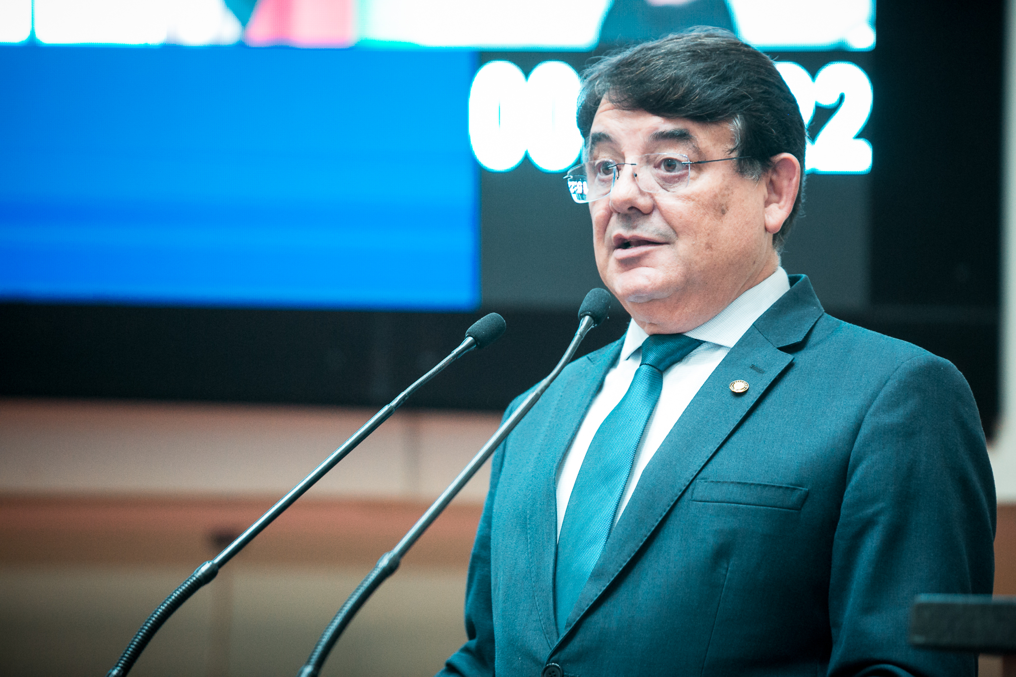 Deputado Maurício Peixer critica atraso de obra na BR-280
