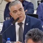 ATENÇÃO: Deputado volta a ser internado em UTI