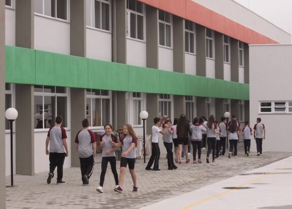 Em meio a graves problemas, vem aí o “Educação Levada a Sério”; A polêmica da conta de luz; Possível campanha antecipada na Capital – e outros destaques