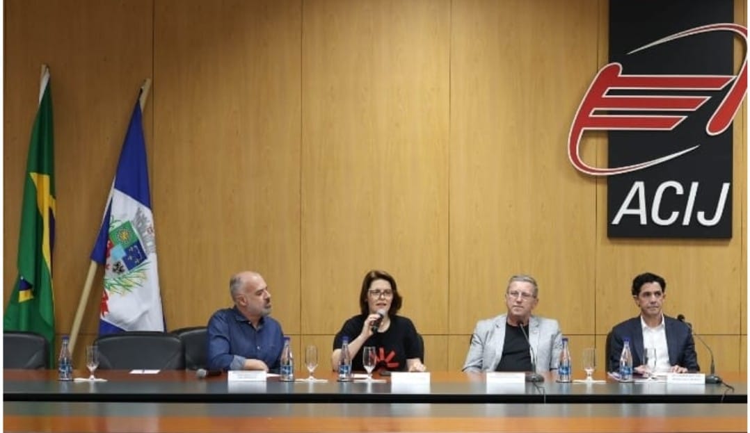 A prioritária abertura da Avenida Almirante Jaceguay