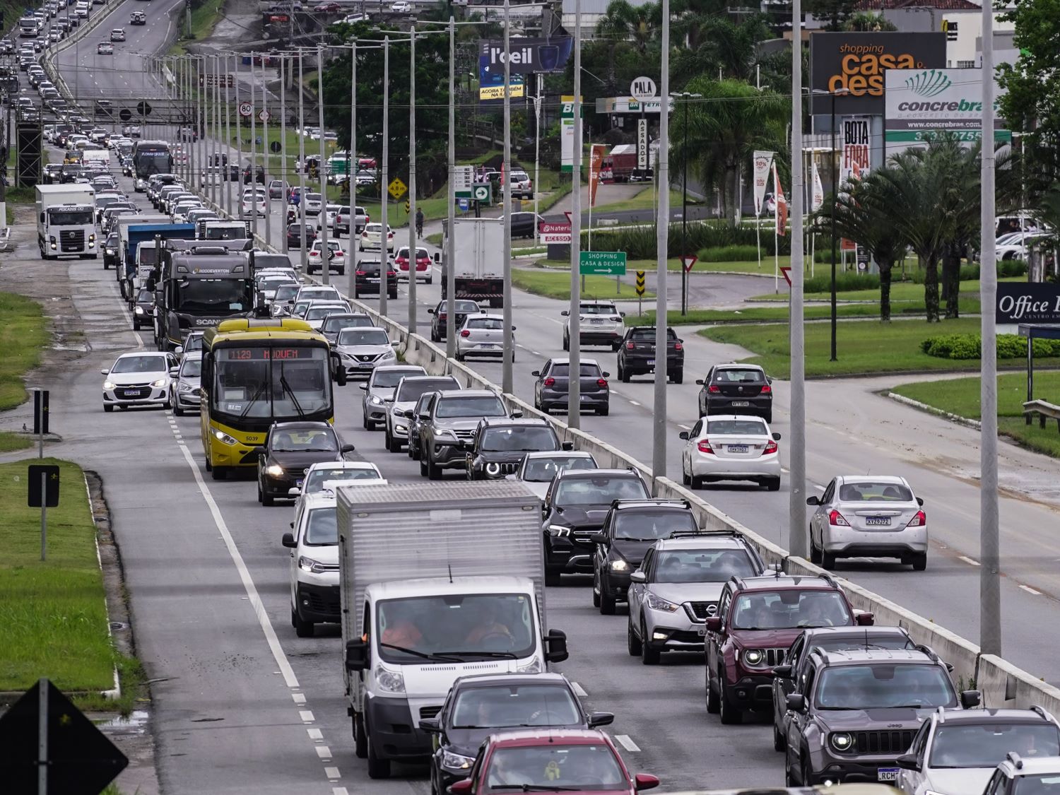 Lançado oficialmente o edital da obra de terceira faixa e dois novos viadutos da SC-401 em Florianópolis