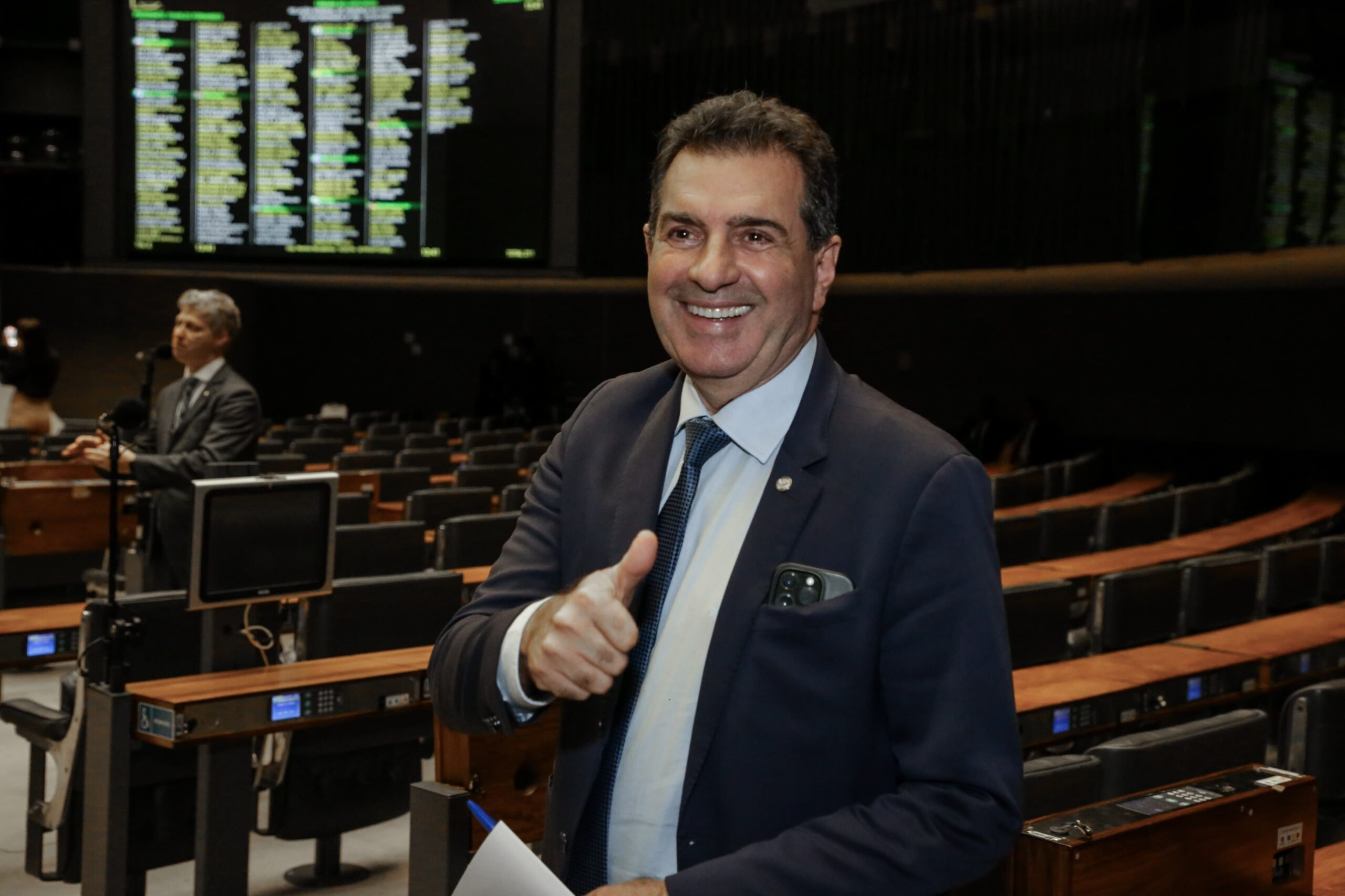 Cobalchini nega interesse na presidência do MDB e defende respeito às divergências; isenção de ICMS dos alimentos é prorrogada — e outros destaques