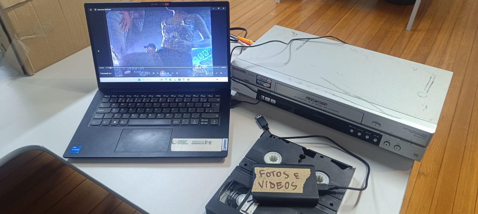 Museus de Chapecó iniciam digitalização de acervo em VHS para preservar e compartilhar a memória da cidade