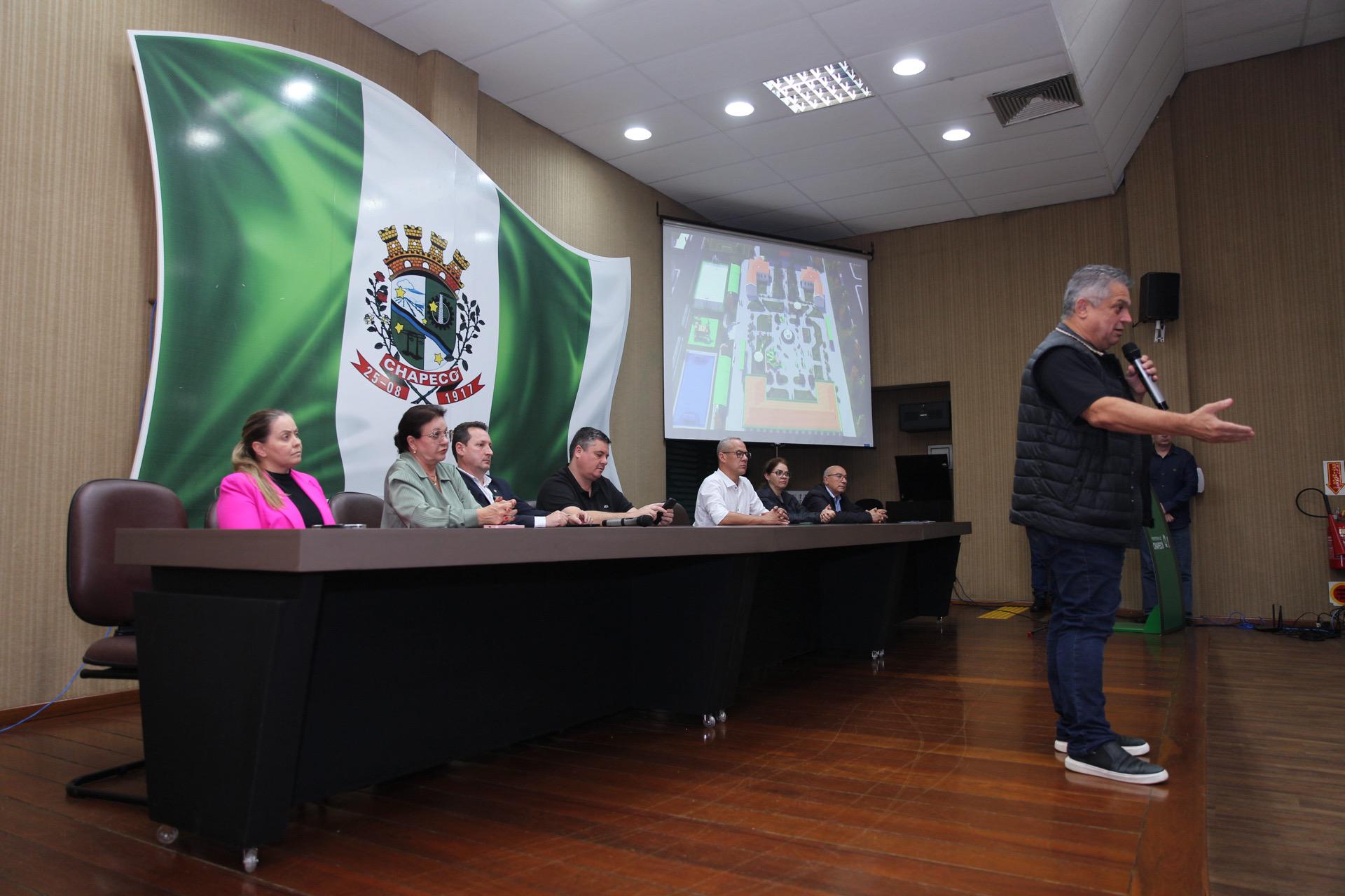 Sancionada Loteria Municipal de Chapecó e assinado convênio com a APAE