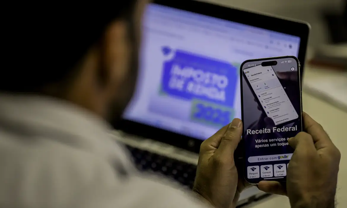 Receita Federal abre consulta a maior lote de restituição da história nesta sexta-feira