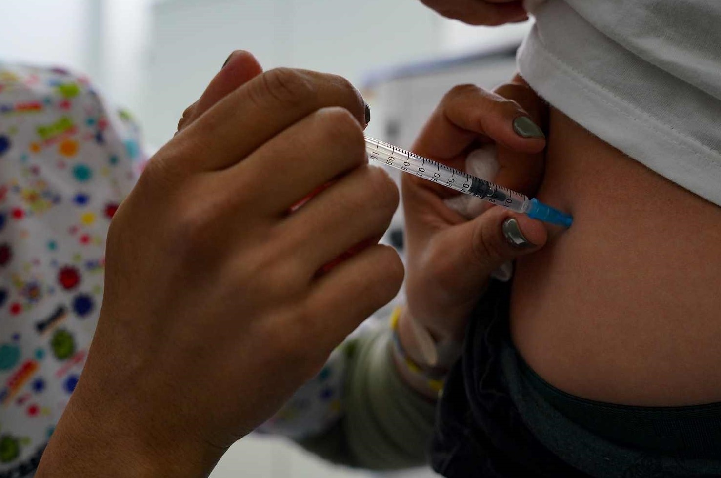Florianópolis decreta situação de emergência em saúde pública e abrirá vacinação contra gripe para todos