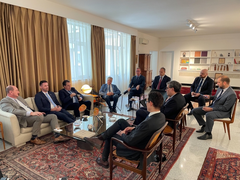 Na Embaixada do Brasil na China, deputados catarinenses defendem protocolo sanitário regionalizado