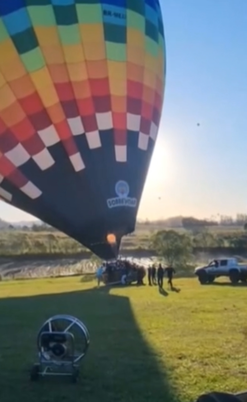 Oito mortos na queda de balão na Capital do Balonismo catarinense