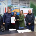 Prefeitura de Criciúma regulariza imóveis de 12 famílias pelo Programa Lar Legal