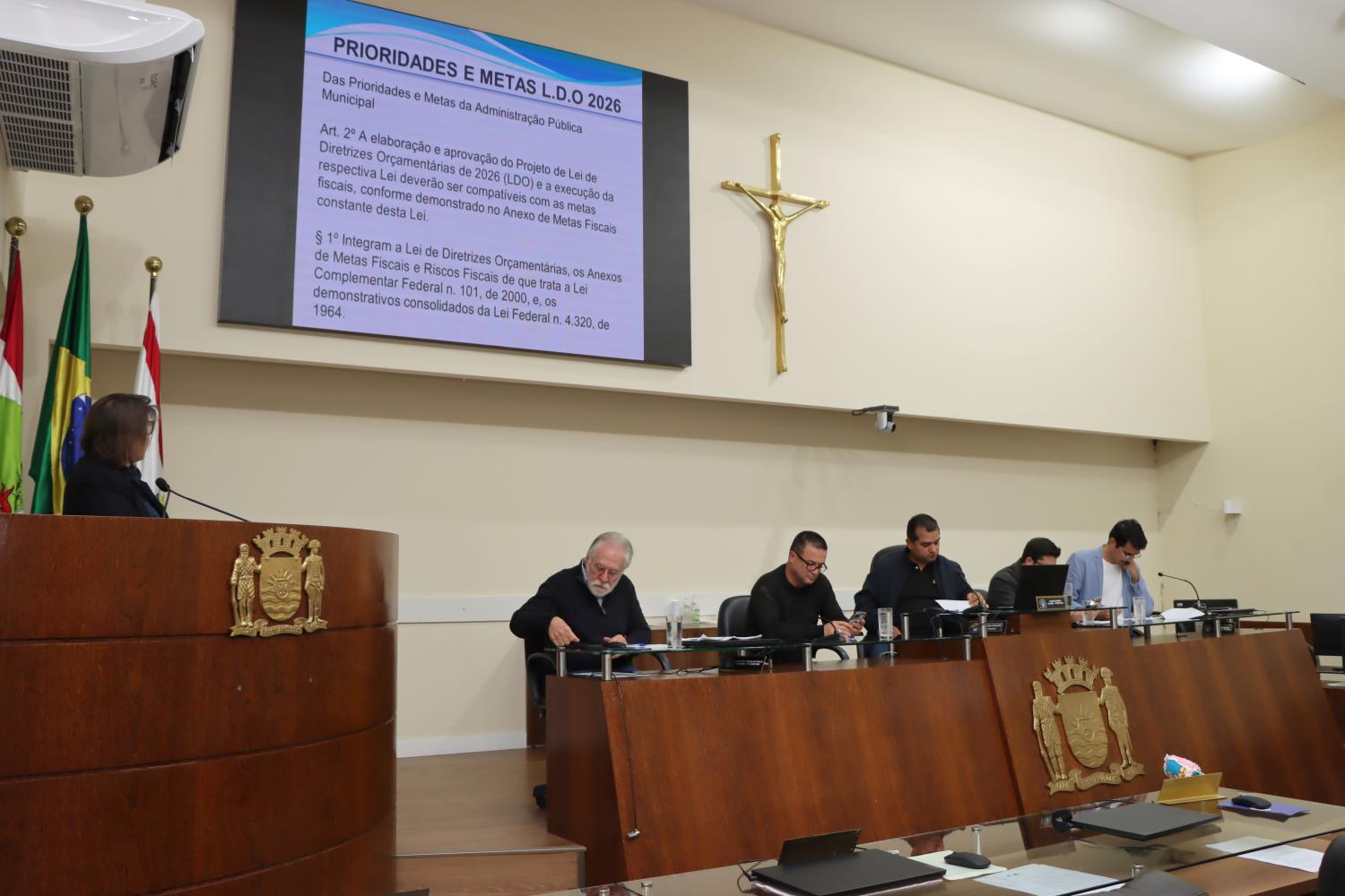 Câmara de Florianópolis apresenta PL da LDO 2026 audiência pública