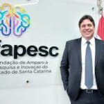 TCE multa presidente da Fapesc; O desmaio de um secretário de Topázio; A encruzilhada de Jorginho – E outros destaques