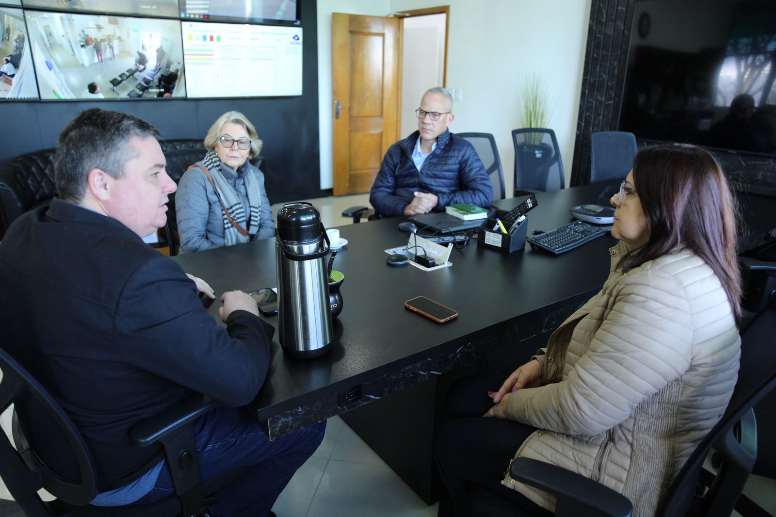 Alice Kuerten visita Unidade de Acolhimento de Chapecó