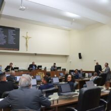 Câmara de Florianópolis aprova LDO 2026 com orçamento previsto de R$ 4,07 bilhões