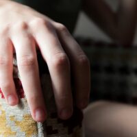 Santa Catarina lança edital para ampliar acolhimento a mulheres vítimas de violência
