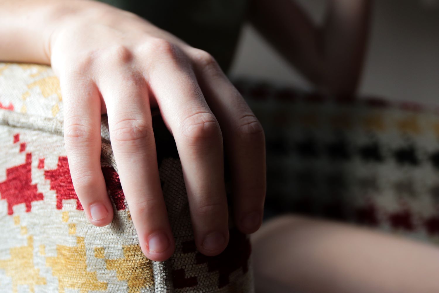 Santa Catarina lança edital para ampliar acolhimento a mulheres vítimas de violência