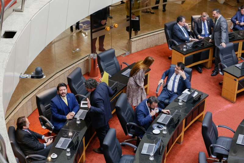 Assembleia Legislativa aprova diretrizes para uso de Inteligência Artificial na administração pública