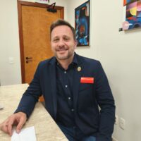 Adriano conversa com outros partidos; Ratinho Júnior anima o PSD em SC – E outros destaques