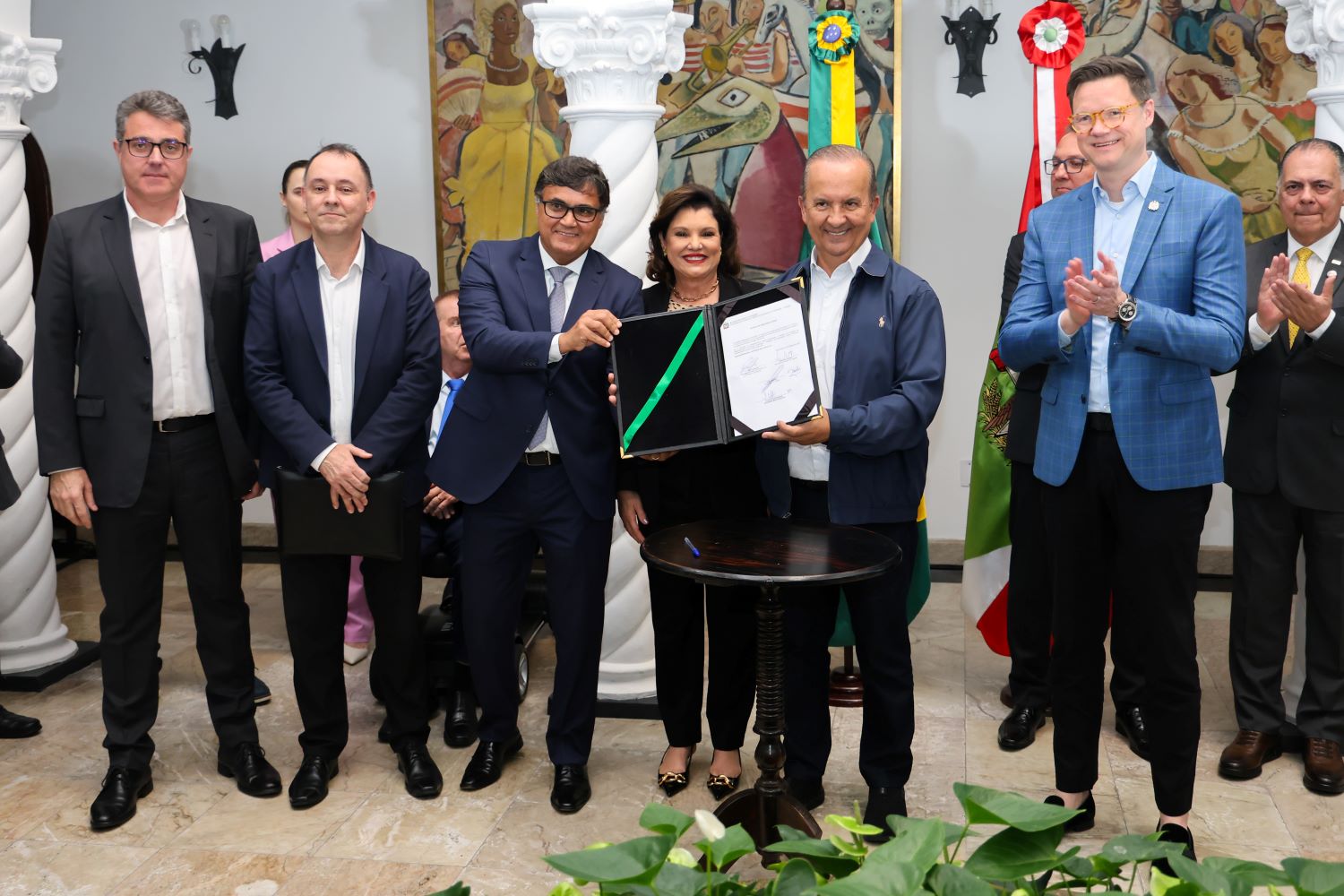 SC concede incentivos para atrair R$ 4,4 bilhões em investimentos privados e gerar 18,6 mil empregos
