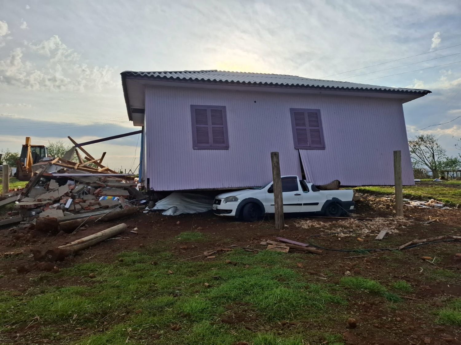 Tornado afeta o Oeste catarinense no final de semana