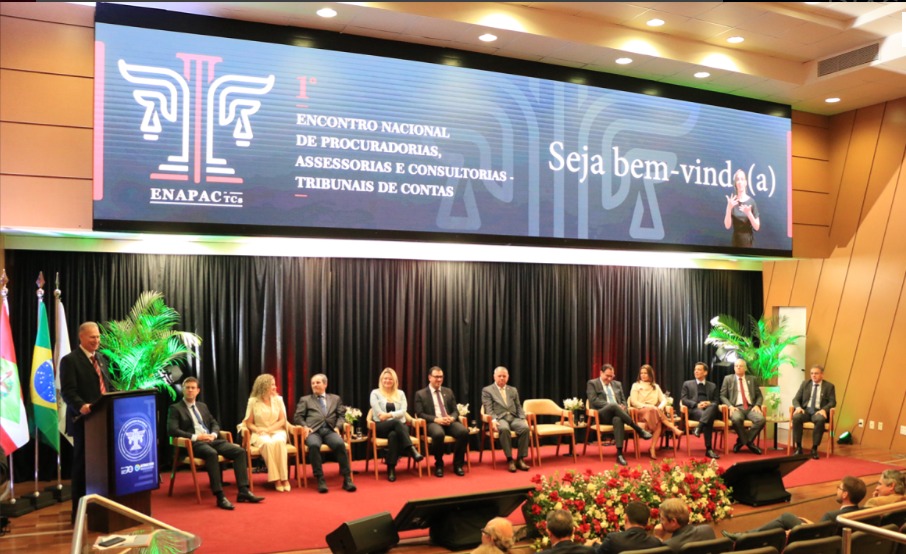 1º Enapac destaca papel estratégico das áreas jurídicas nos Tribunais de Contas