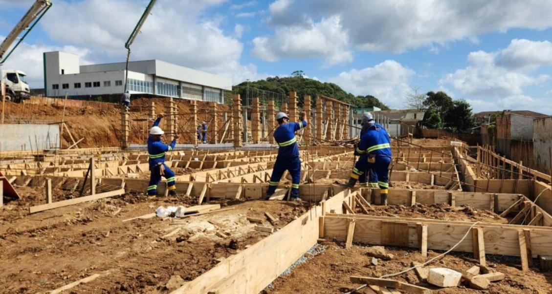 Construção da maior UBSF de Joinville atinge 21,8% das obras