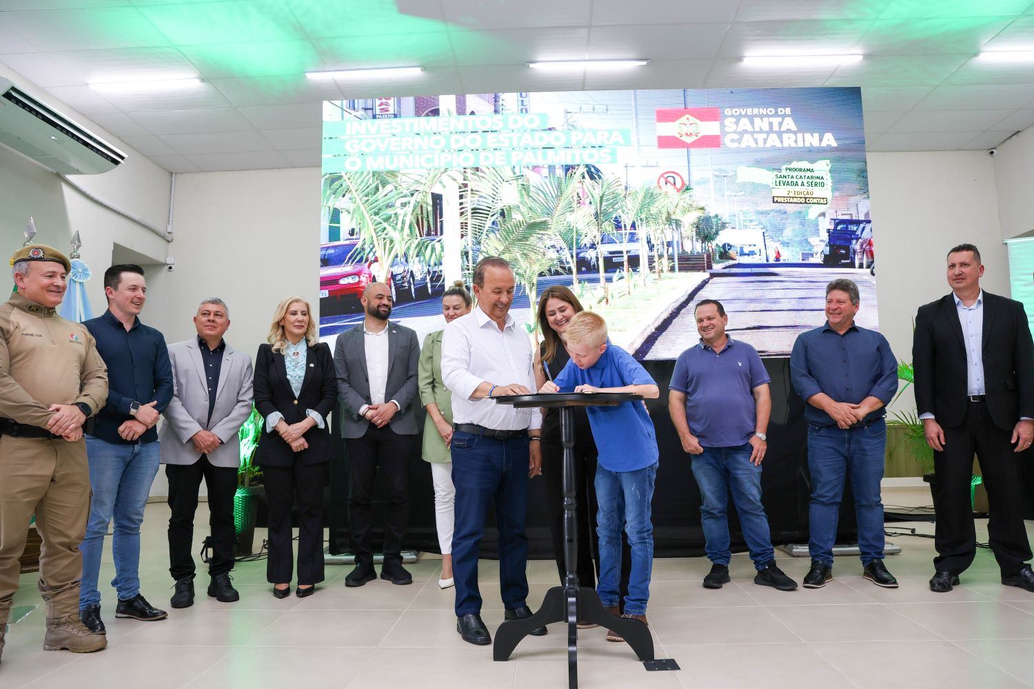 Governo de Santa Catarina anuncia R$ 127 milhões em investimentos para escolas do Oeste