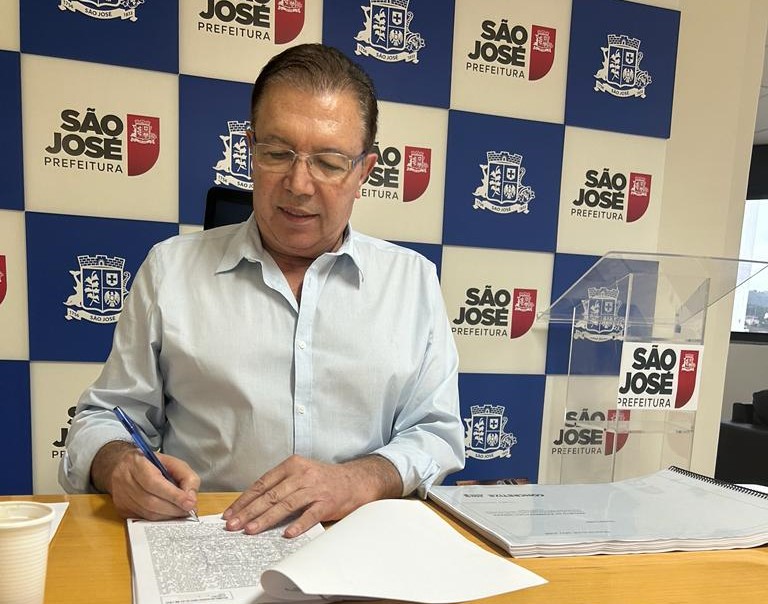 São José reforça políticas de inclusão e acolhimento nas escolas com novas leis sancionadas pelo prefeito Orvino