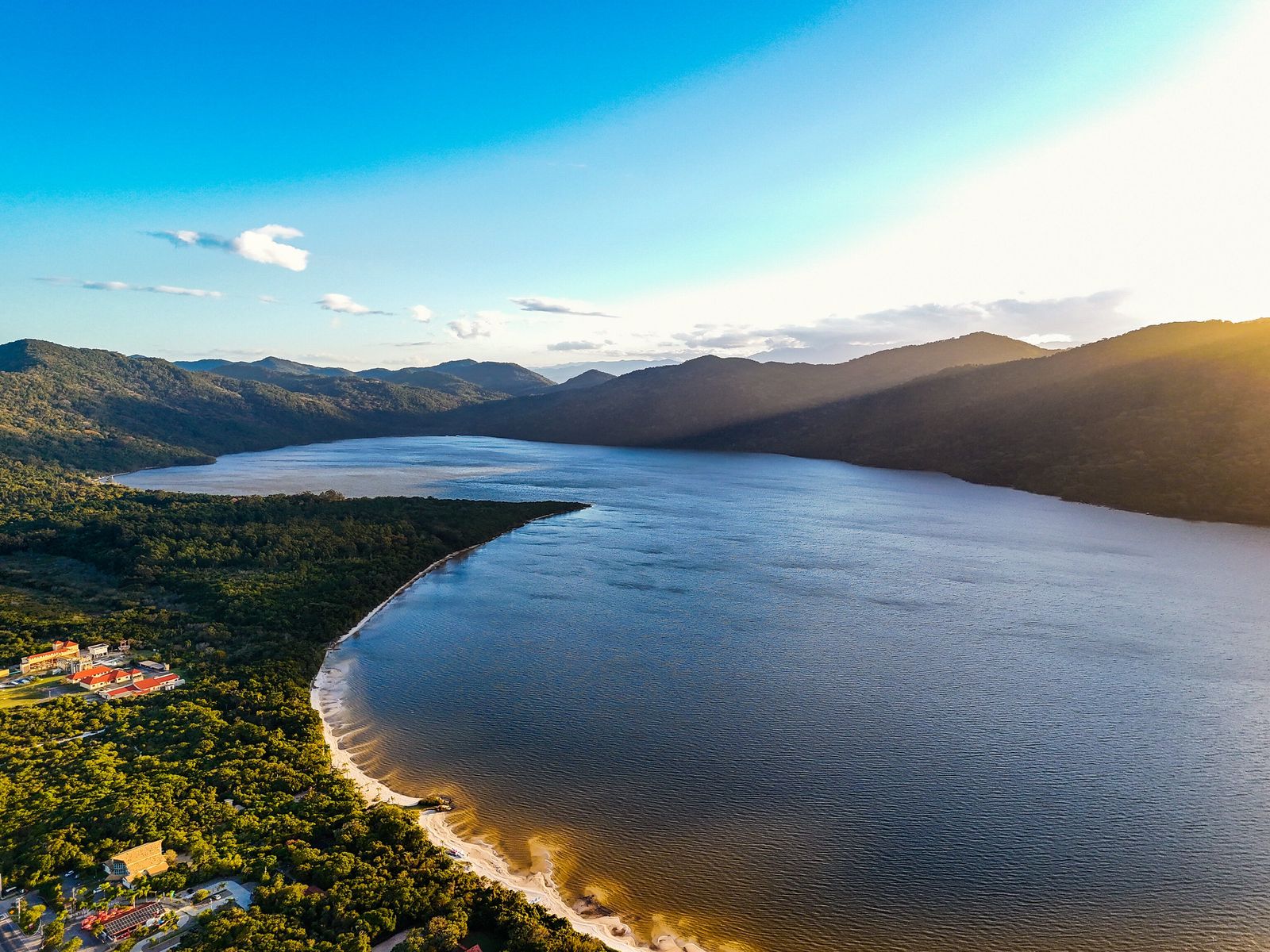 Lagoa do Peri em Florianópolis recebe pela décima vez o selo Bandeira Azul