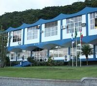 Prefeitura de Balneário Camboriú abre processo seletivo para 26 cargos temporários