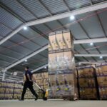 Com PIB industrial per capita recorde, SC lidera o ranking sul-americano; Denúncia na Polícia Penal; Presidente do PT vem a SC para discutir a eleição – E outros destaques