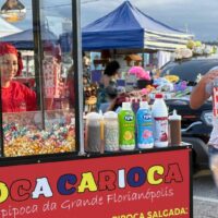 Feira do Empreendedor movimenta a Beira-Mar de São José no feriado