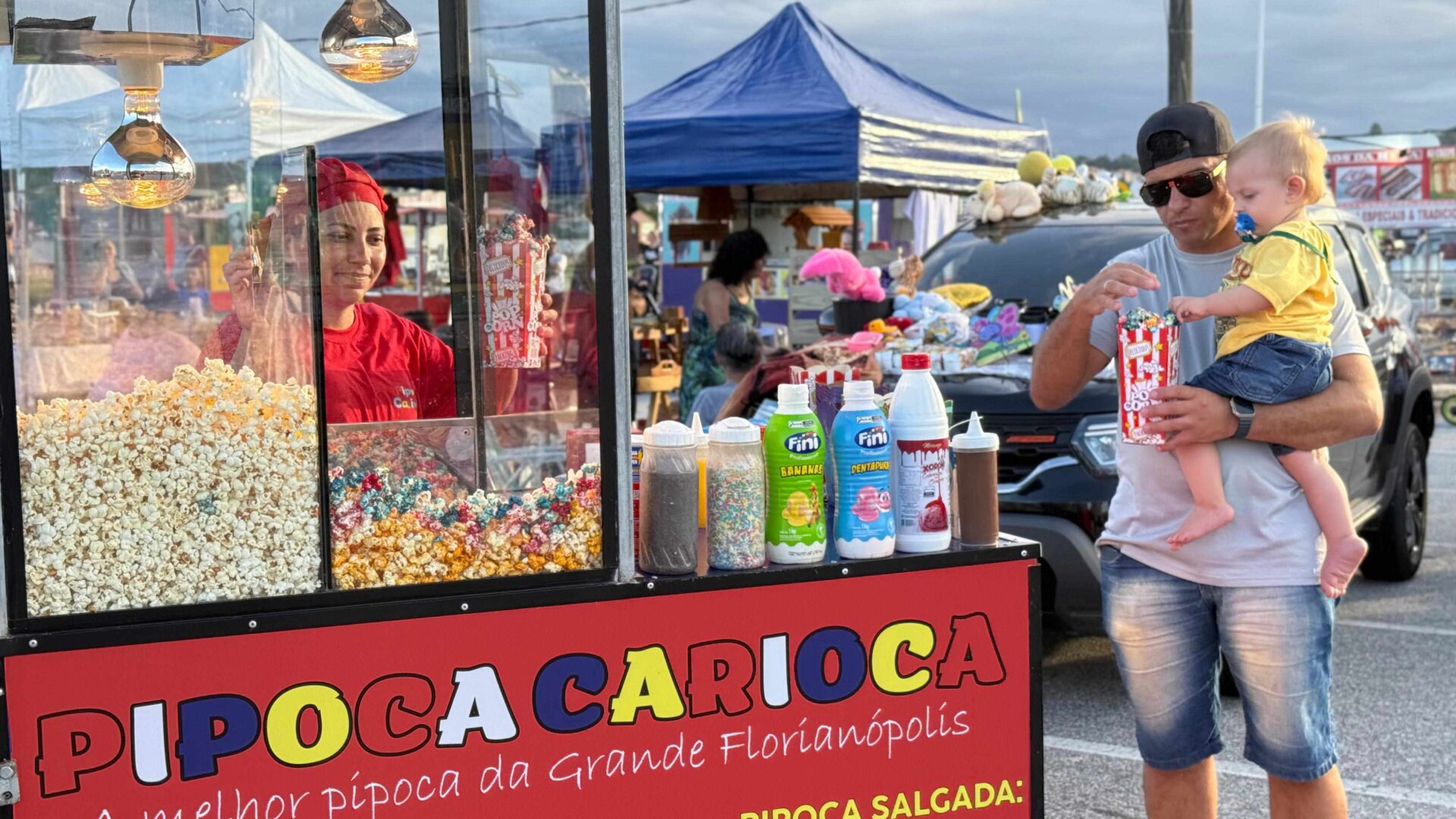 Feira do Empreendedor movimenta a Beira-Mar de São José no feriado