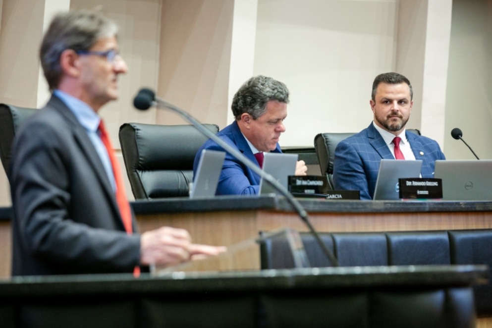 Deputados debatem infraestrutura, mobilidade e reforma tributária em sessão da Alesc
