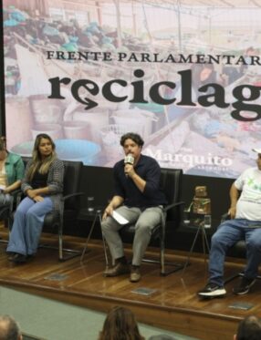 Frente Parlamentar da Reciclagem discute avanços e desafios na gestão de resíduos em Santa Catarina