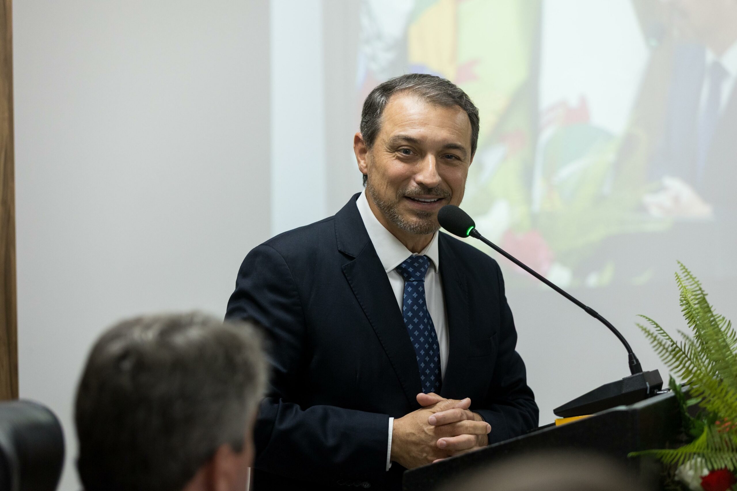 Artigo: Desafios da representatividade política