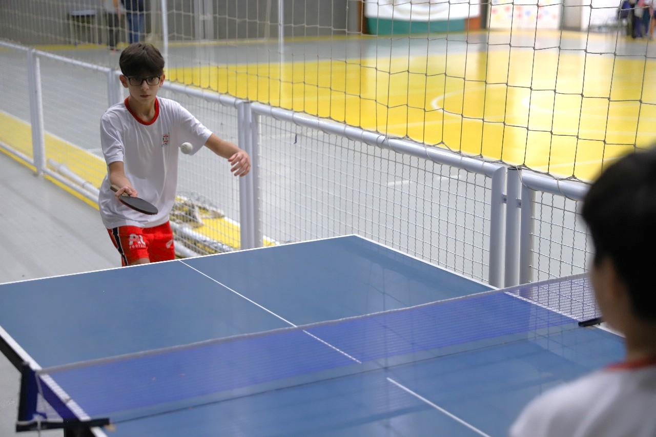 Projeto Esporte na Escola atende mais de 3,2 mil alunos e amplia formação esportiva em Criciúma