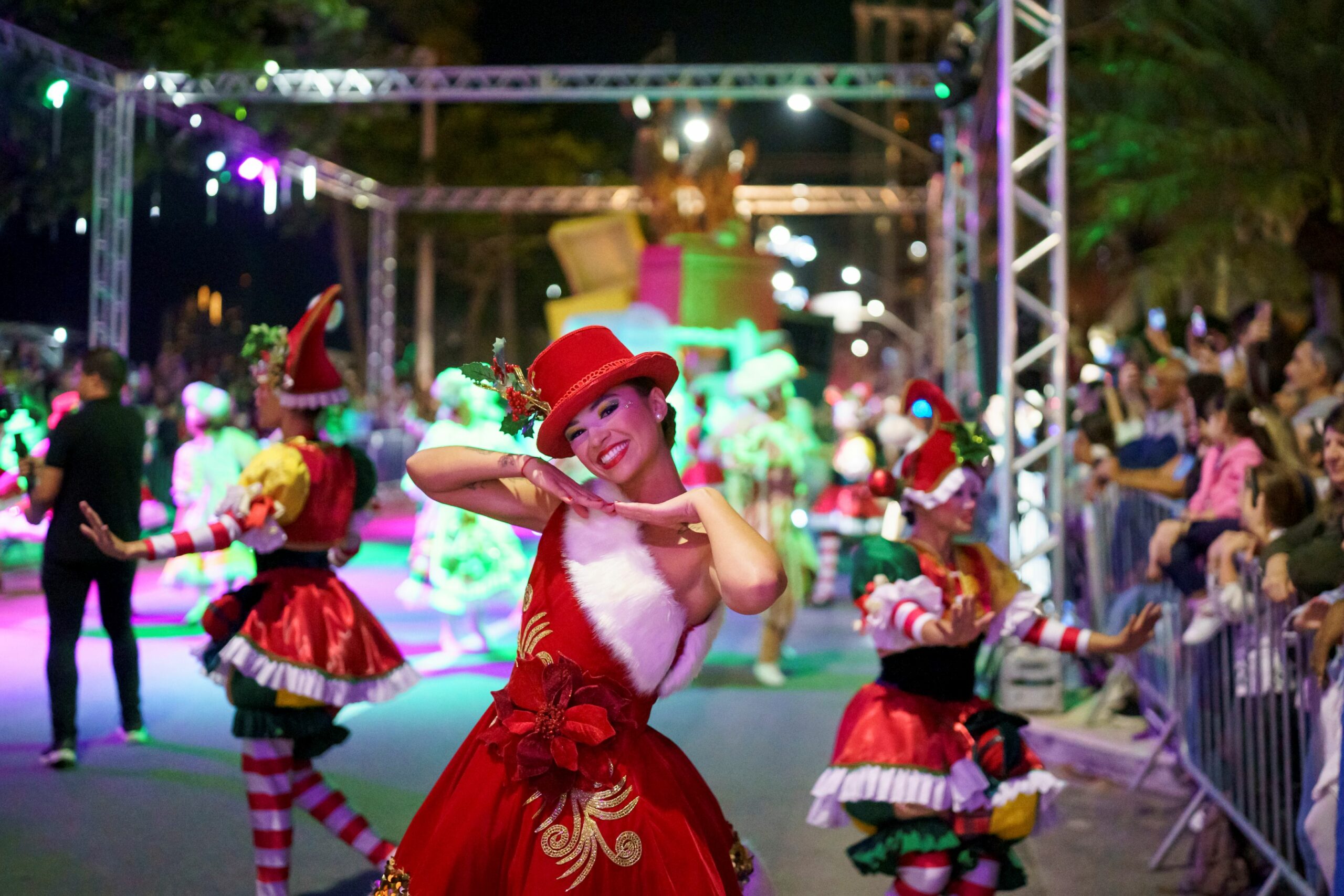 Último desfile “Minha Noite de Natal” acontece neste sábado em Balneário Camboriú