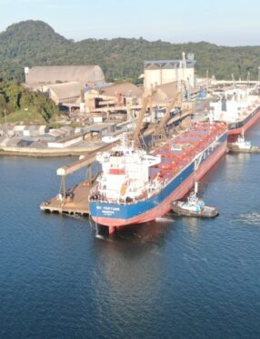 Porto de São Francisco do Sul registra recorde em 2025 e amplia movimentação de cargas em 39% em três anos
