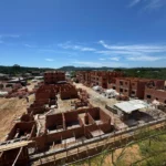 Obras do Residencial Horto Florestal chegam a 35% e vão entregar 200 moradias populares em São José