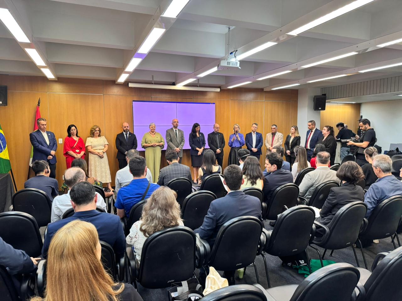 ACAFE participa de reunião com comitiva chinesa e discute cooperação internacional em Florianópolis