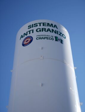 Chapecó aciona sistema antigranizo pela primeira vez para proteger bairro Efapi